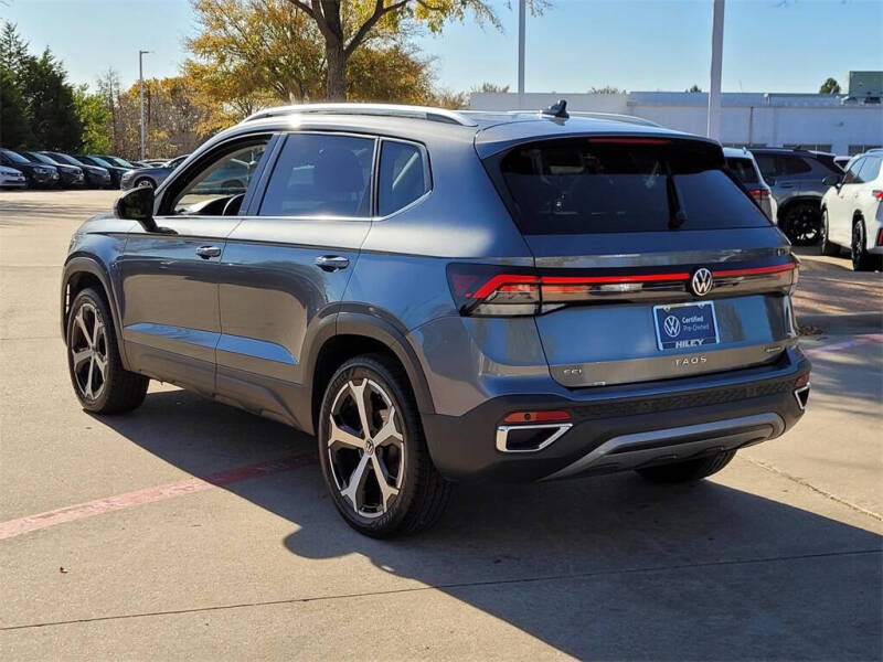2025 Volkswagen Taos SEL 4Motion