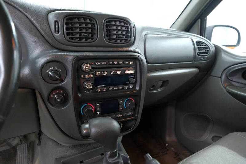 2003 Chevrolet TrailBlazer LTZ