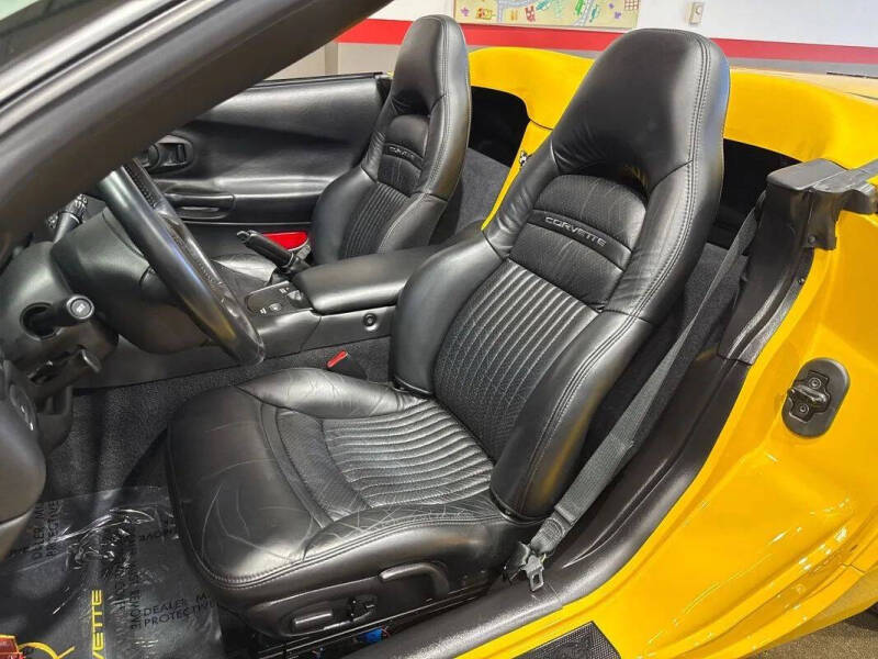2004 Chevrolet Corvette