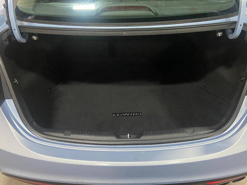 2013 Hyundai Elantra Coupe SE