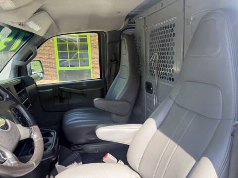 2019 Chevrolet Express 2500