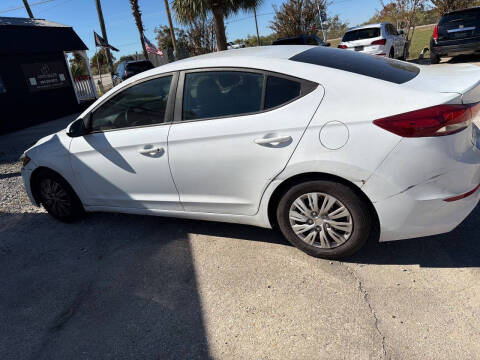 2018 Hyundai Elantra SE