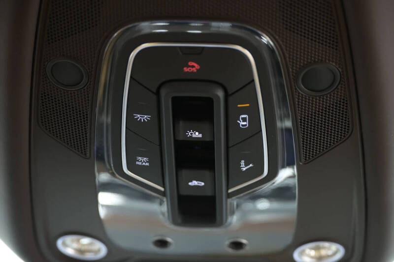 2021 Bentley Bentayga V8