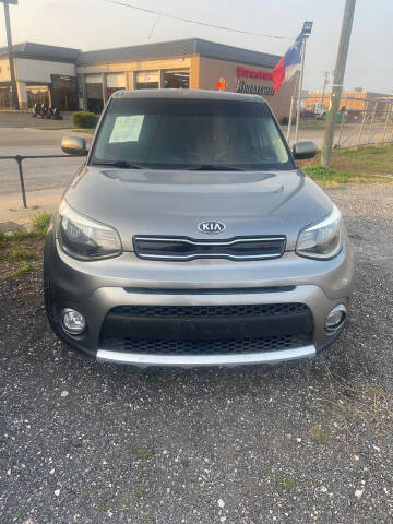 2018 Kia Soul +