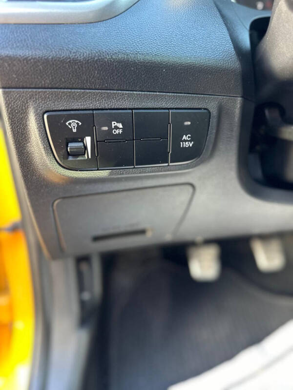 2012 Hyundai Veloster