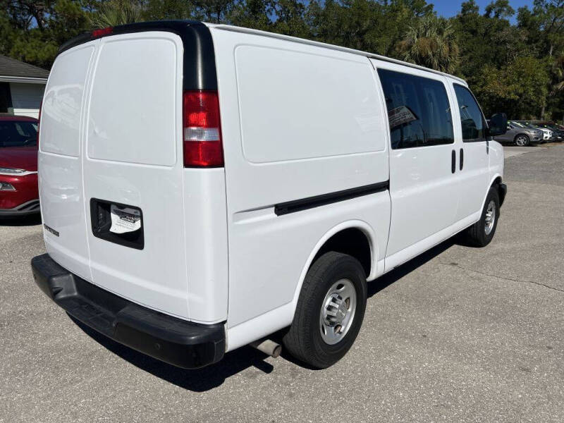 2021 Chevrolet Express 2500