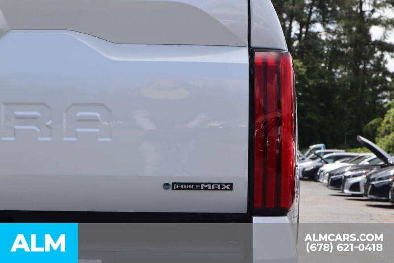 2025 Toyota Tundra Limited HV