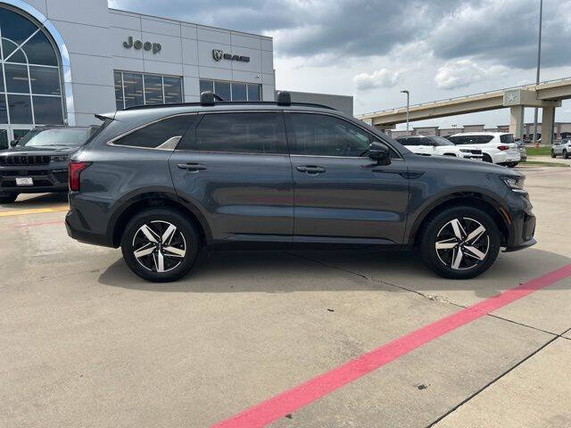 2022 Kia Sorento EX
