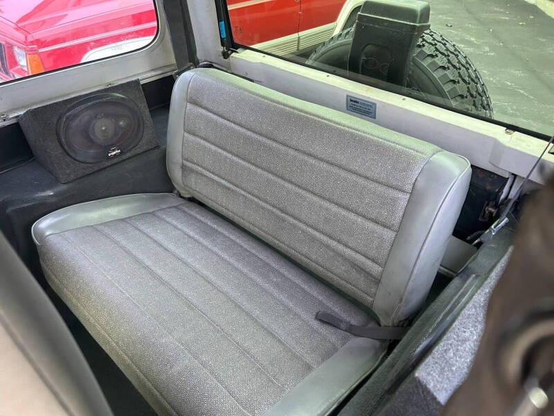 1995 Jeep Wrangler S