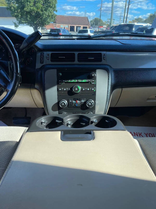 2008 Chevrolet Suburban LS