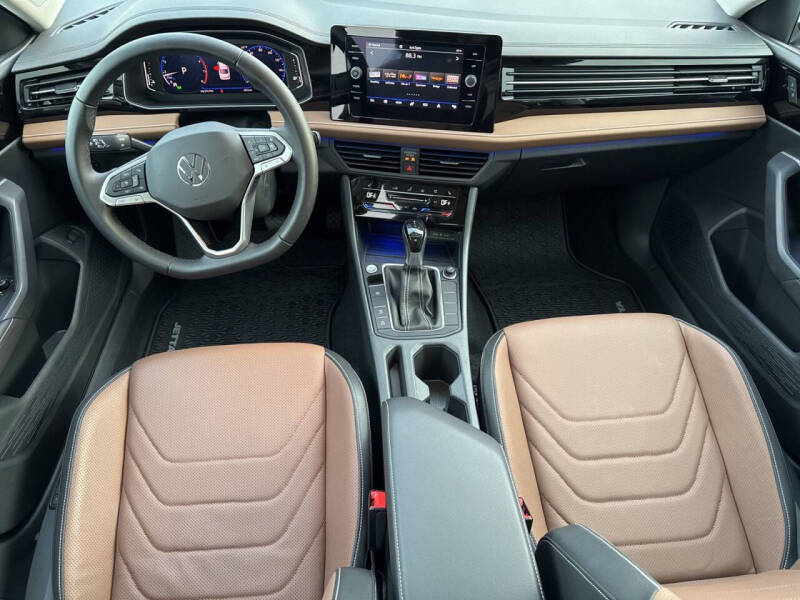 2025 Volkswagen Jetta SEL