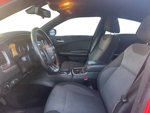 2017 Dodge Charger SE