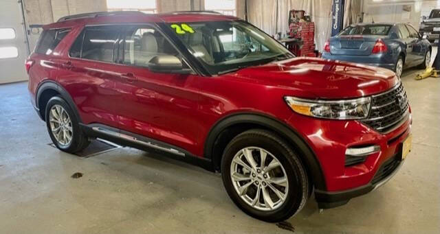 2024 Ford Explorer XLT