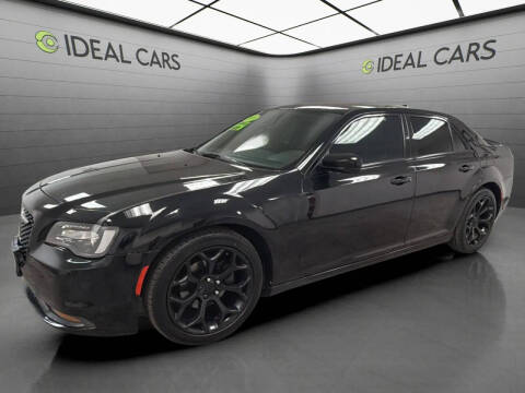 2018 Chrysler 300 S