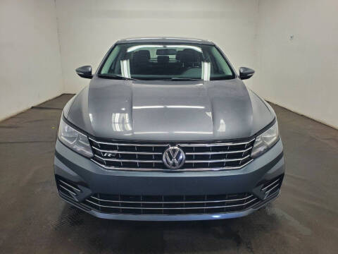 2018 Volkswagen Passat 2.0T R-Line