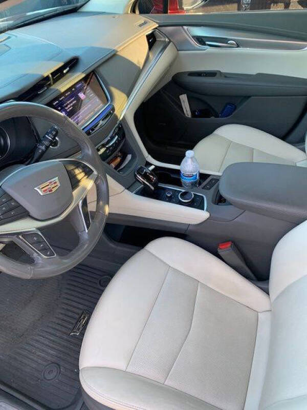 2023 Cadillac XT5 Premium Luxury