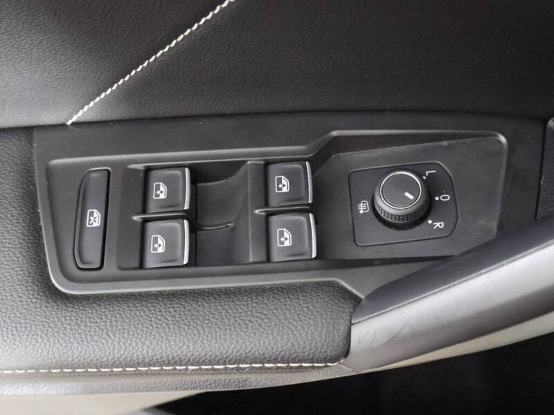 2022 Volkswagen Tiguan SE 4Motion