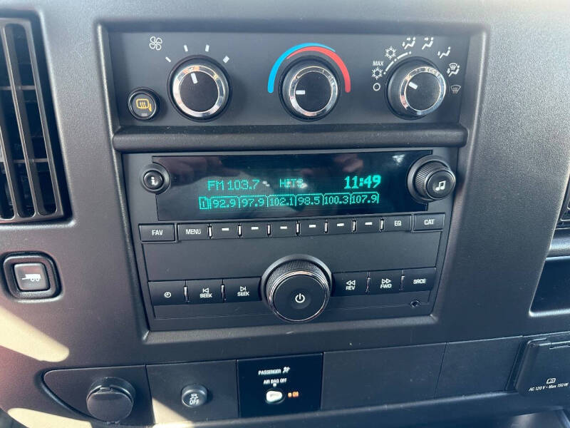 2022 GMC Savana 2500