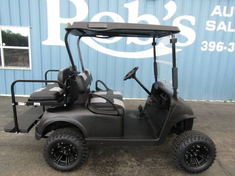 2017 E-Z-GO RXV