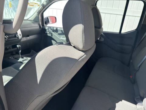 2021 Nissan Frontier SV