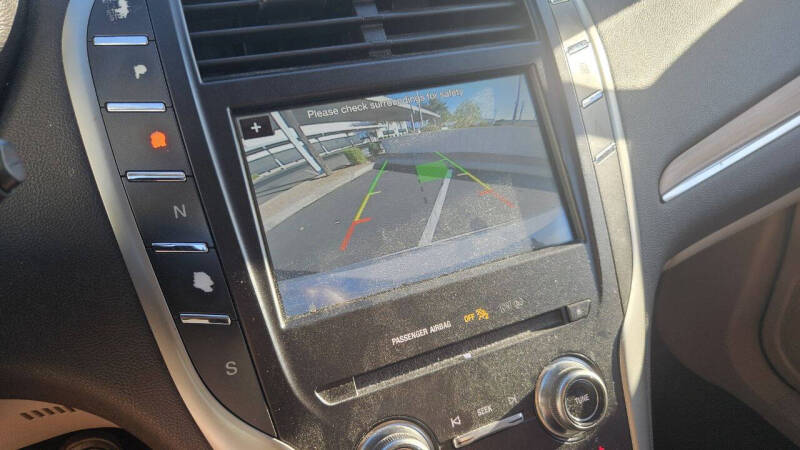 2019 Lincoln MKC Select