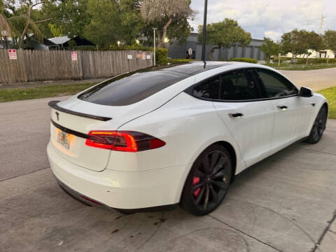2013 Tesla Model S Performance