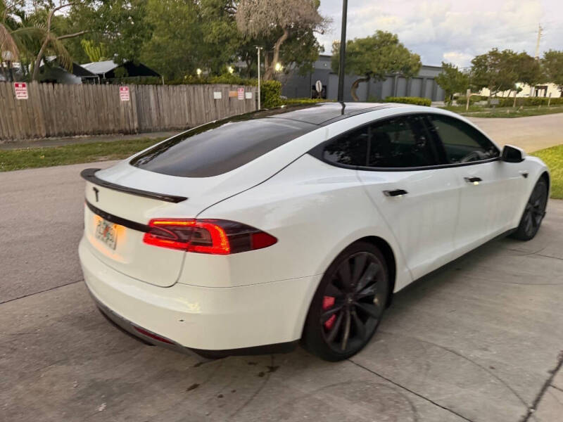 2013 Tesla Model S Performance