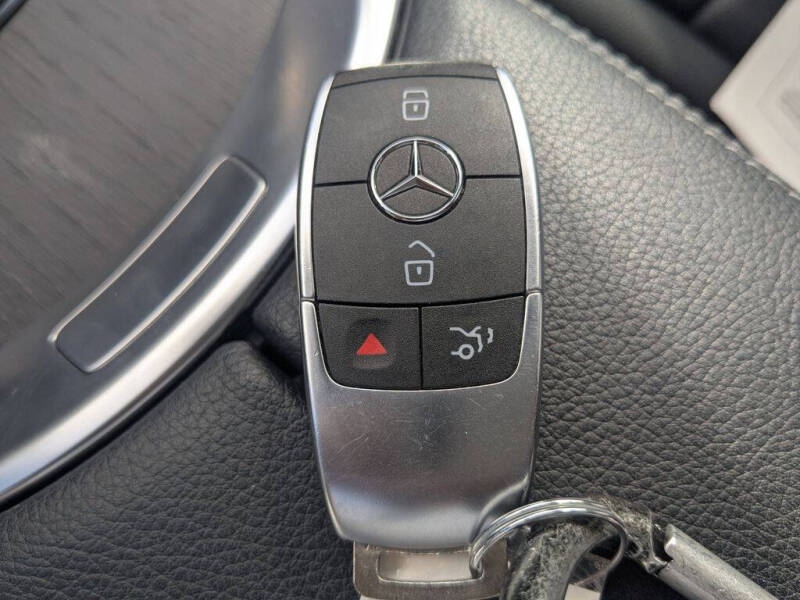 2022 Mercedes-Benz GLC GLC 300 4MATIC