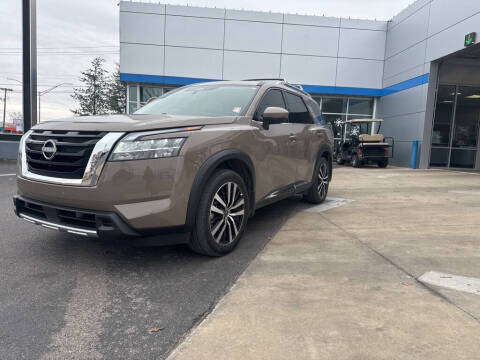 2024 Nissan Pathfinder Platinum