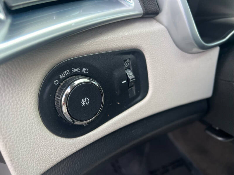 2015 Cadillac SRX Performance Collection