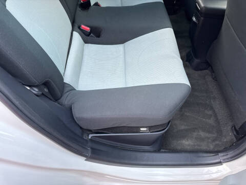 2012 Toyota Prius c Two