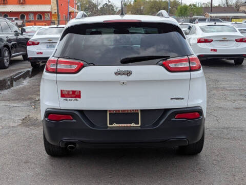 2016 Jeep Cherokee