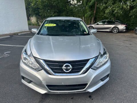 2018 Nissan Altima for sale at FIRST CLASS AUTO in Arlington VA