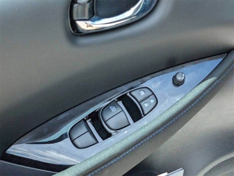 2024 Nissan LEAF SV PLUS