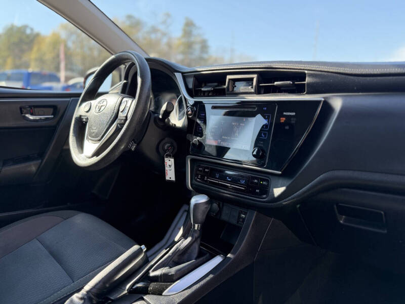 2017 Toyota Corolla LE