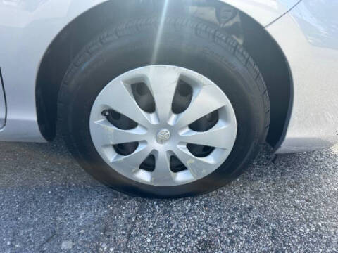 2014 Toyota Prius c Three