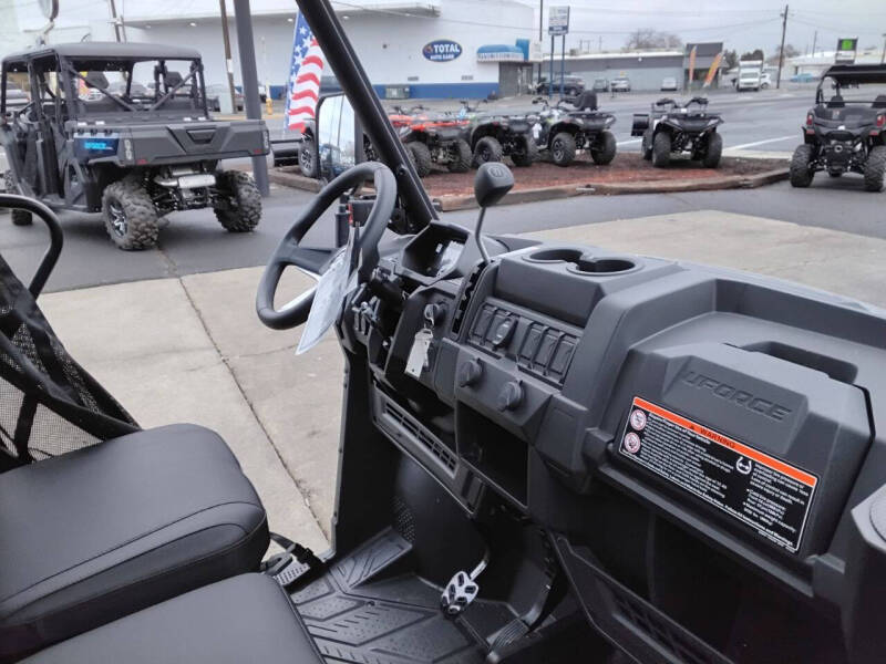 2025 CFMoto UForce 800 XL