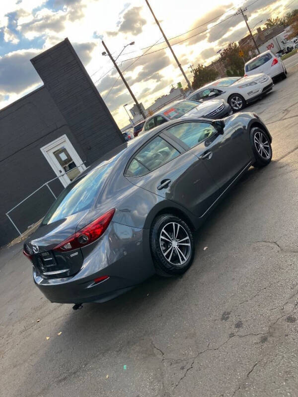 2015 Mazda MAZDA3 i Sport