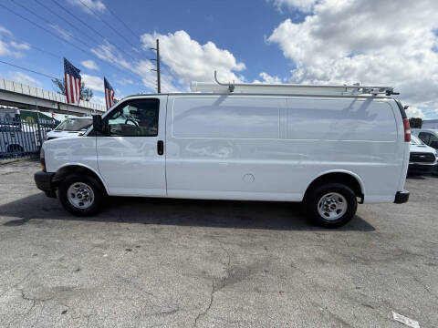 2018 GMC Savana 2500