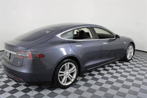 2015 Tesla Model S