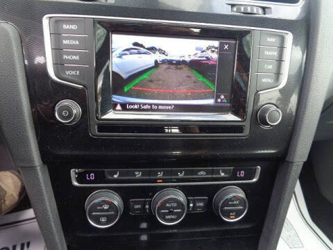 2015 Volkswagen Golf GTI SE