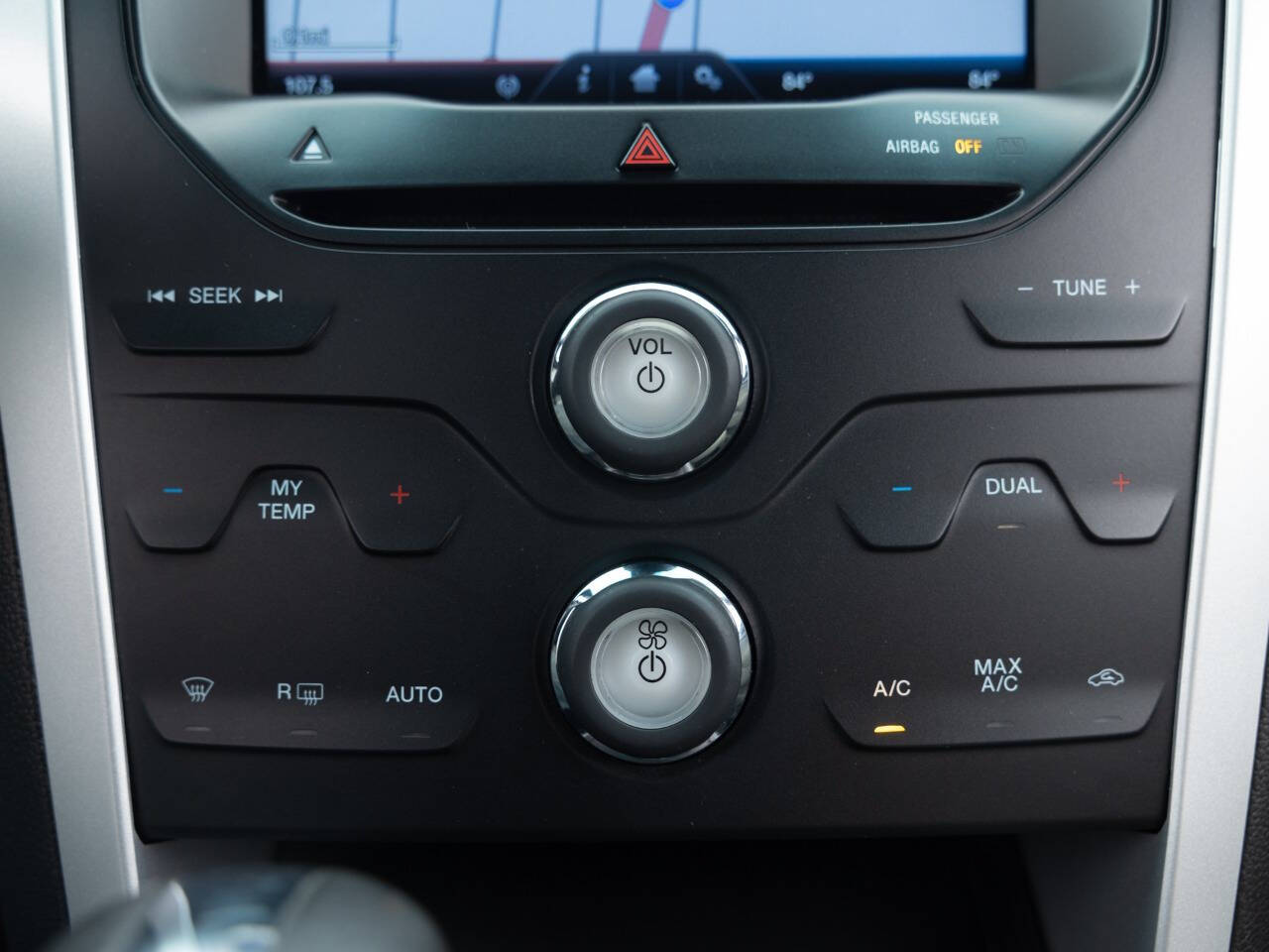 Used Car 2015 Ford Explorer  Xlt Awd 4dr Suv For Sale Under $10,000 In Coal City, Illinois