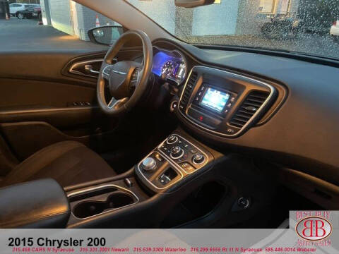 2015 Chrysler 200 Limited