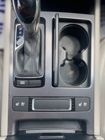 2016 Hyundai Genesis