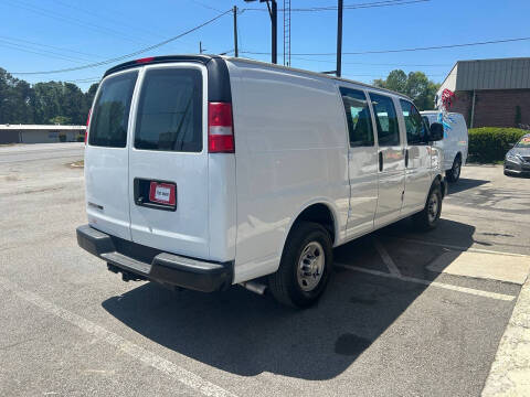 2020 Chevrolet Express 2500