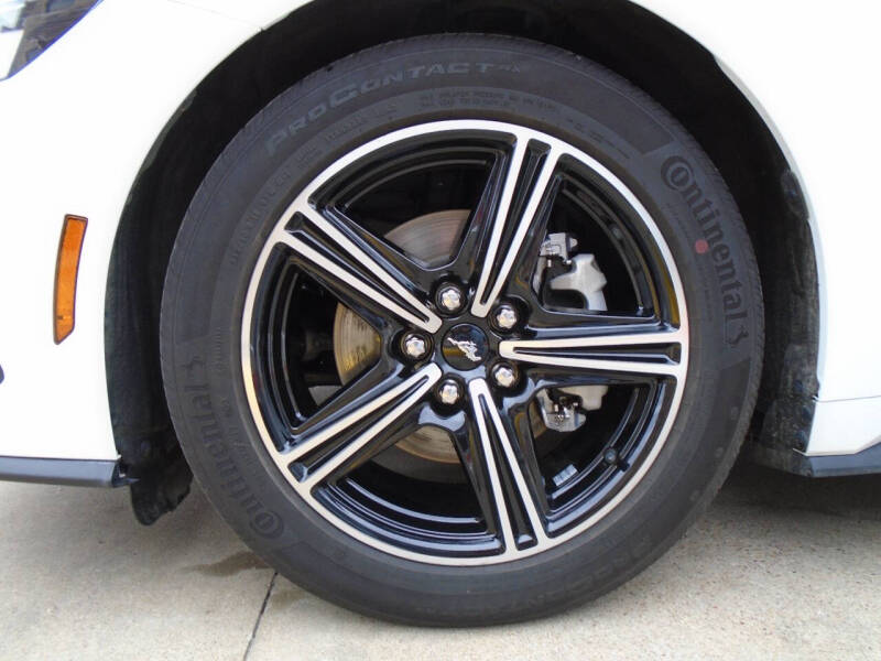 2024 Ford Mustang EcoBoost