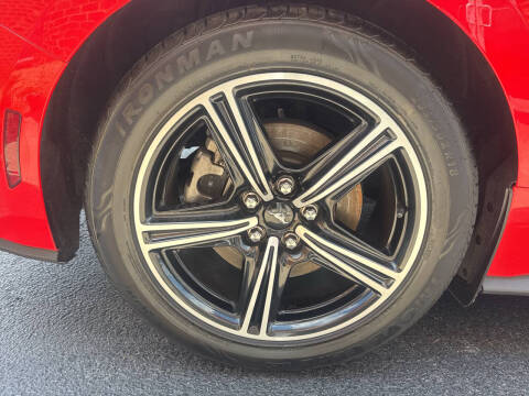 2024 Ford Mustang EcoBoost Premium