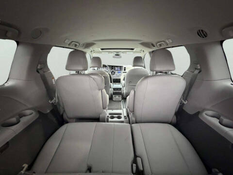 2018 Toyota Sienna XLE 8-Passenger