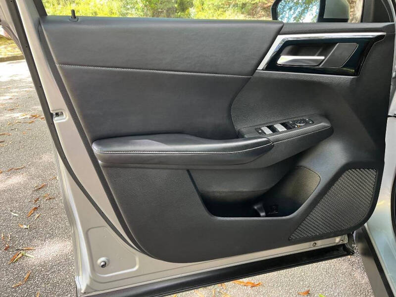 2022 Mitsubishi Outlander SE Launch Edition