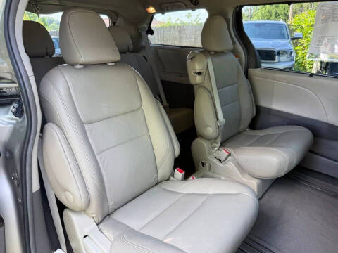 2017 Toyota Sienna